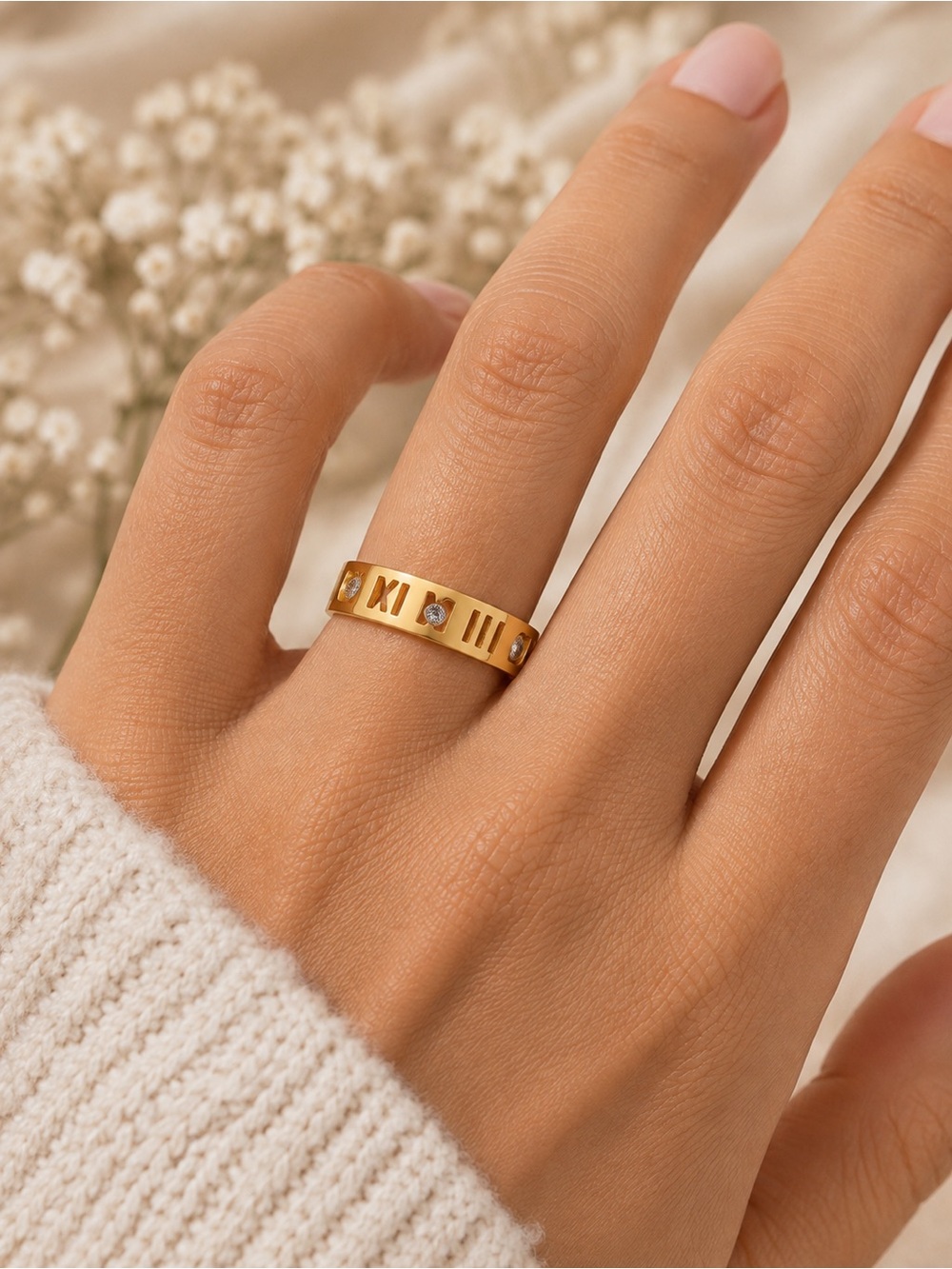 18K Gold Roman Numeral Band Ring Cubic Zirconia Stainless Steel NWT
